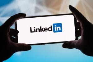 LinkedIn content appearing in AI-generated answers for B2B product and service searches